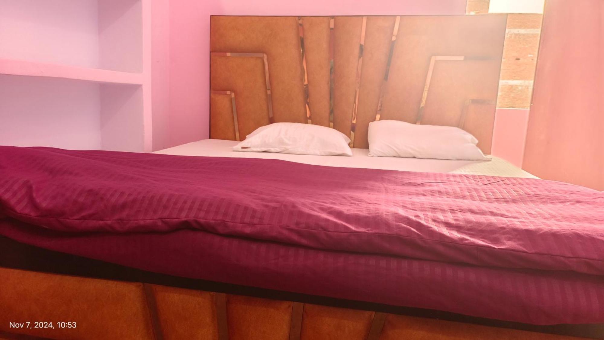 Bed & Breakfast Cozy