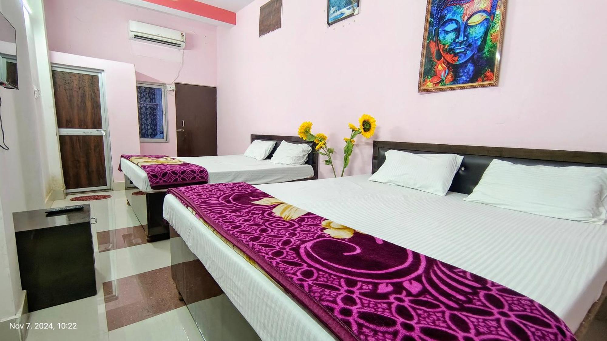 Cozy * Varanasi